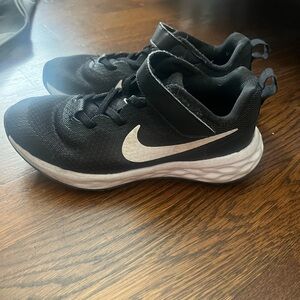Nike black/white sneakers